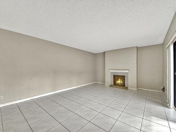 5th image of 154 Woodland Rd #154