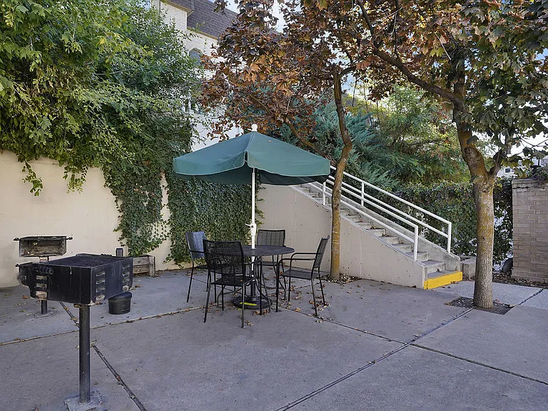 Arbor Cove Apartments — Photo 19