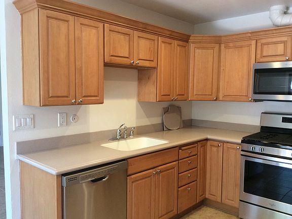 3rd image of 2943 N Cottonwood St Unit 8