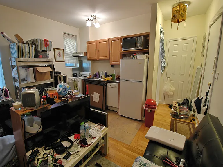 59 Burbank St #37 — Photo 16