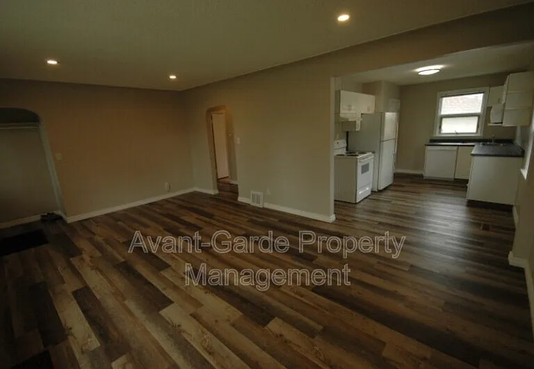 8529 83rd Ave NW — Photo 4