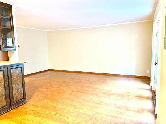5th image of 1130 Arcadia Ave Unit G