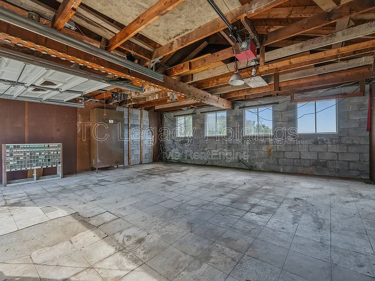 407 Simpson Ave — Photo 38