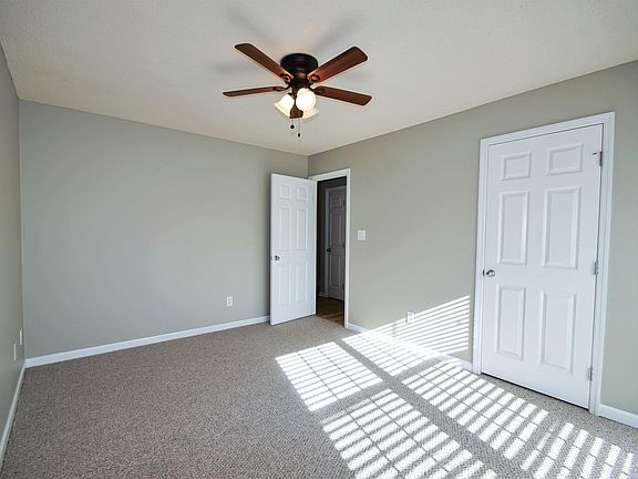 5th image of 102 Sandpiper Ct SW