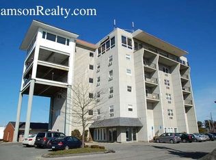 390 Metacom Ave #212, Bristol, RI 02809