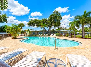 Woodlawn Park, Saint Petersburg, FL 33713