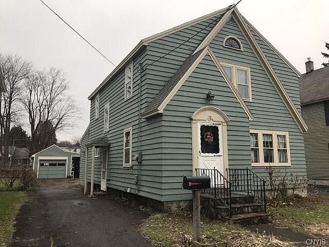 1st image of 13 Banks St