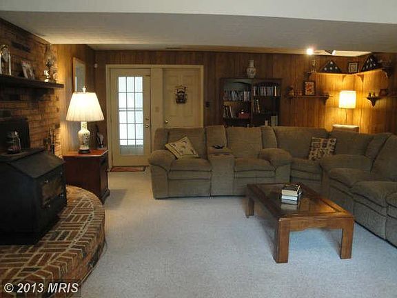 4th image of 504 Retford Dr