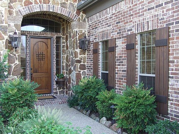 5th image of 8517 Broad Meadow Ln