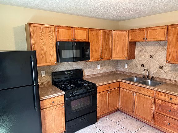 2nd image of 1816 Buena Vista Dr SE #3