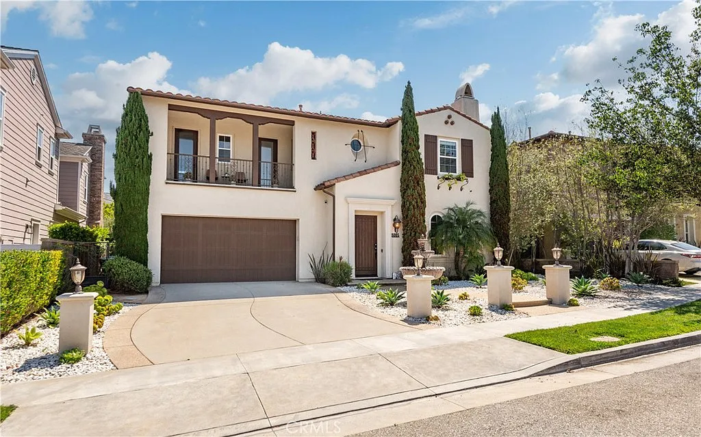 5 bed, 4278 sqft, $15,000 — Photo 4