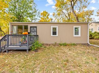 1324 S Pope Ave, Independence, MO 64055