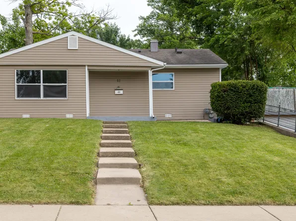 69 Wren Rd, Carpentersville, IL 60110