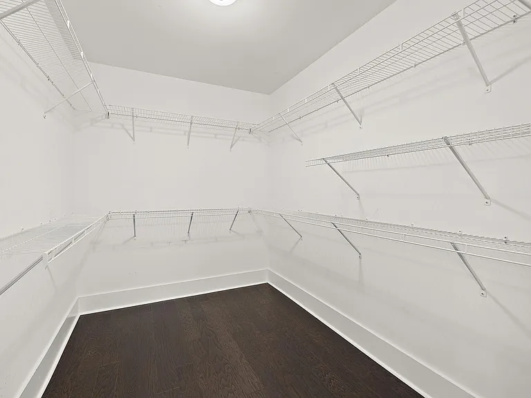 3573 Crosstrees Ln — Photo 11