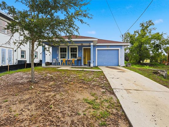 2nd image of 2215 E COLUMBUS DRIVE