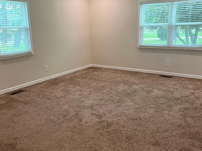 2809 Igou Ferry Rd — Photo 15