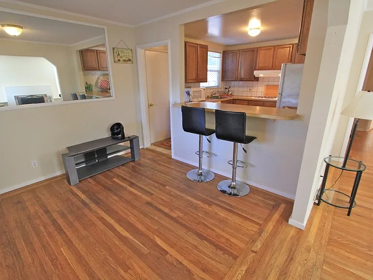 119 Park St — Photo 5