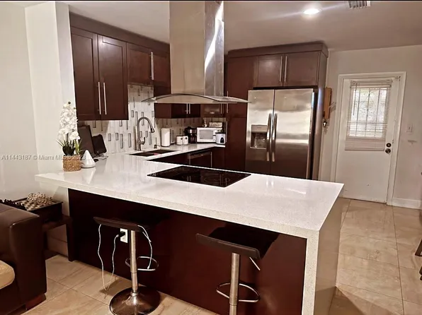 4459 NW 185th St, Miami Gardens, FL 33055