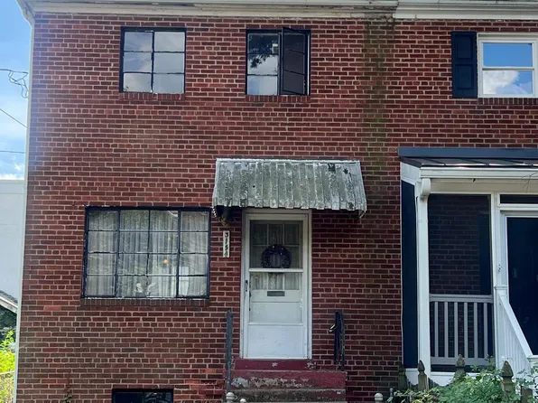 315 E Raymond Ave #A, Alexandria, VA 22301