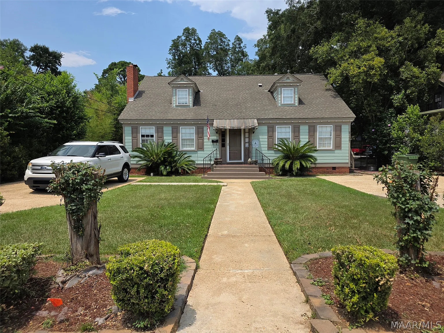 1 bed, 1.0 bath, 700 sqft, $1,150 — Photo 1