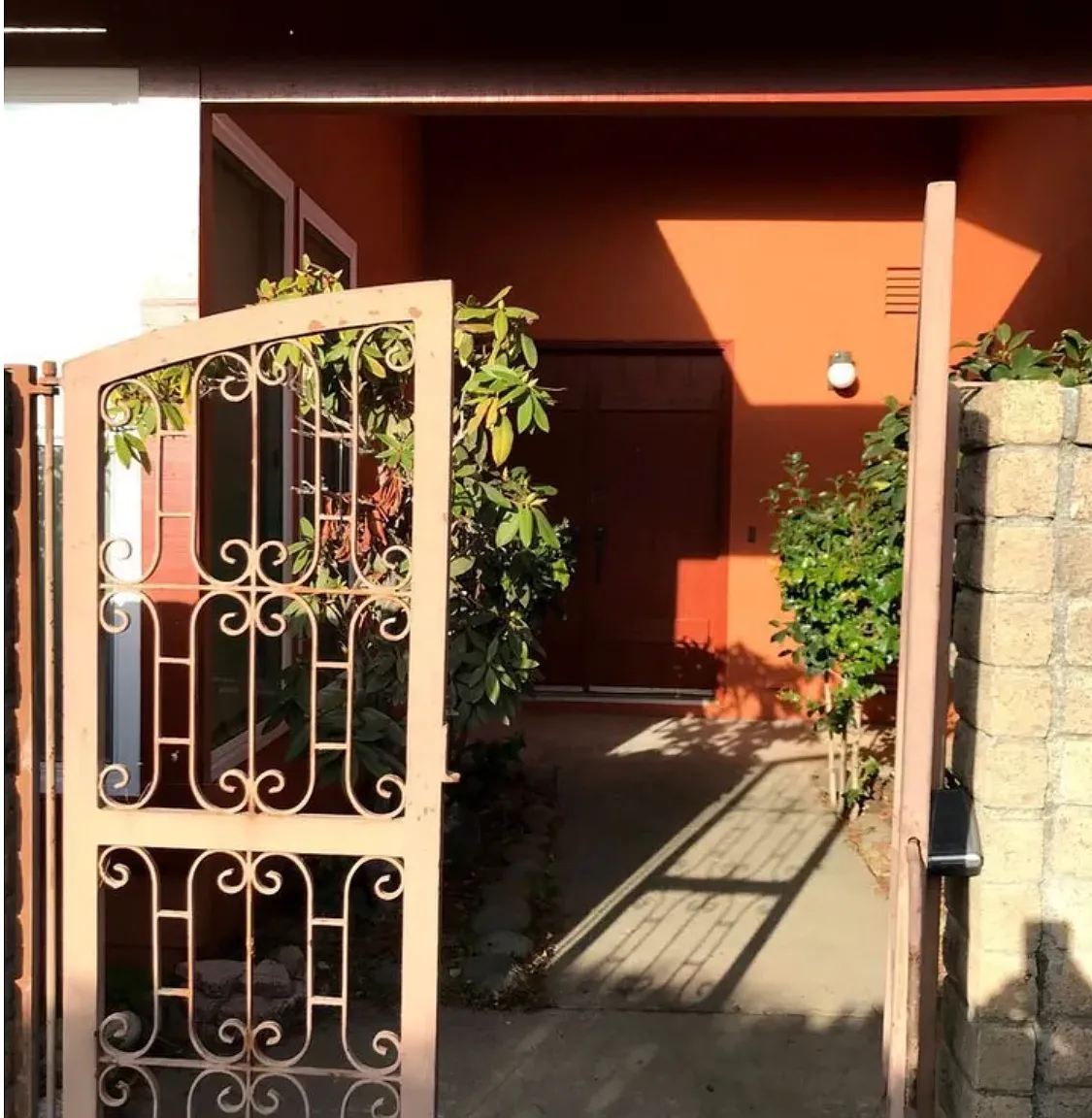 3 bed, 2599 sqft, $4,675 — Photo 2