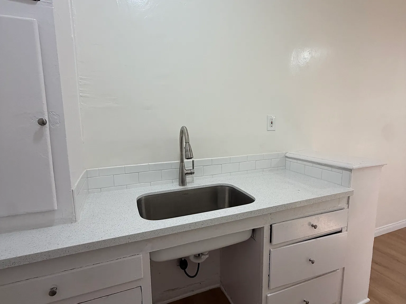Studio, 575 sqft, $1,395 — Photo 4