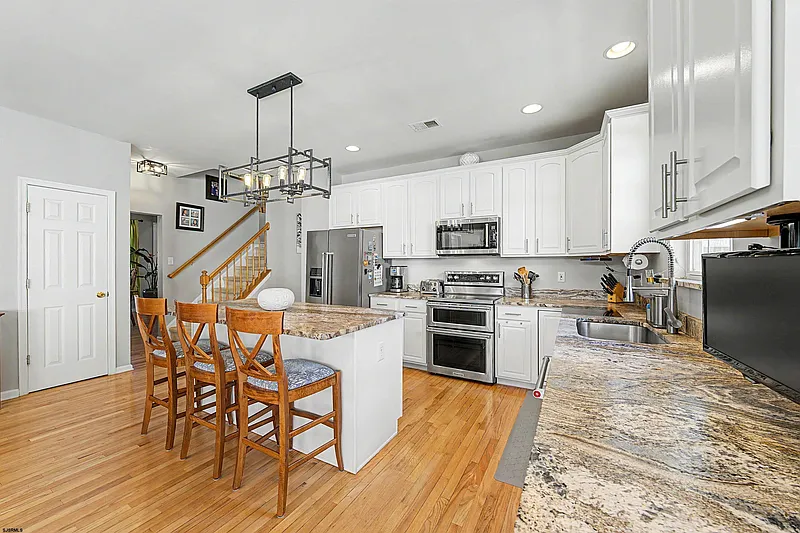 Thumbnail 14