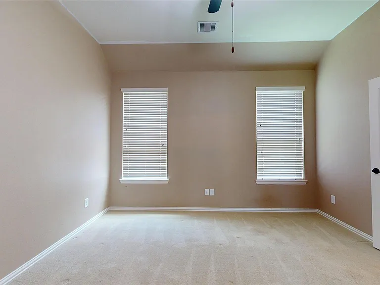 12314 Meadow Breeze Dr — Photo 18
