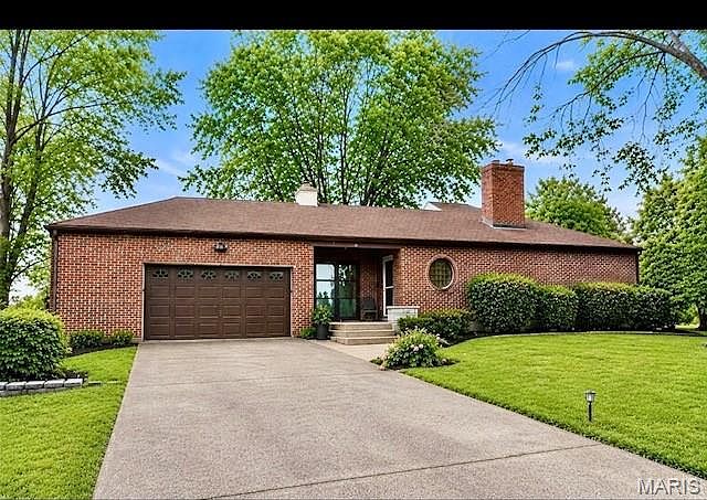1st image of 701 Garlyn Ct