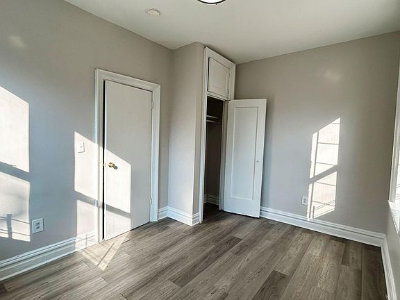 4th image of 58-60 Van Reypen St #102