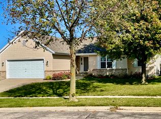 904 Steeplechase Dr, Watertown, WI 53094