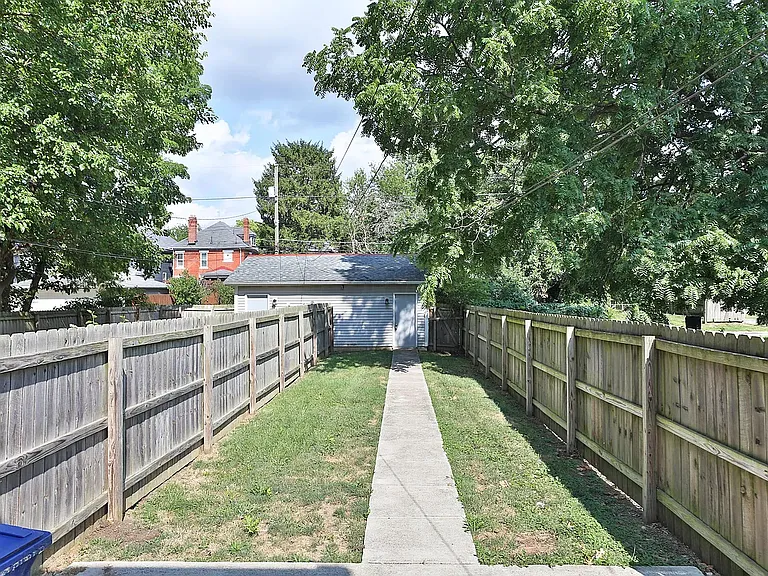 742 Oakwood Ave #742 — Photo 20