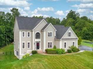 5 White Birch Ln, Grafton, MA 01519