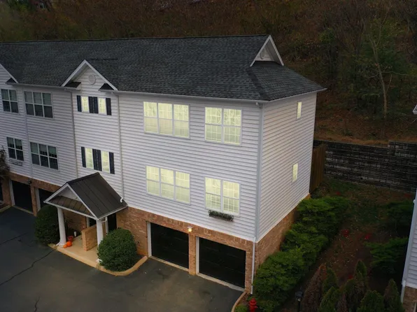 363 Quarry Rd, Charlottesville, VA 22902