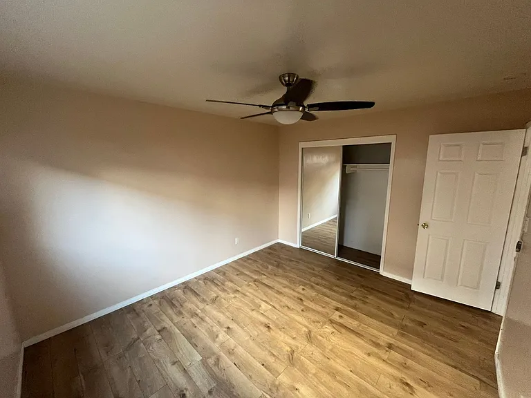4352 Texas St — Photo 15