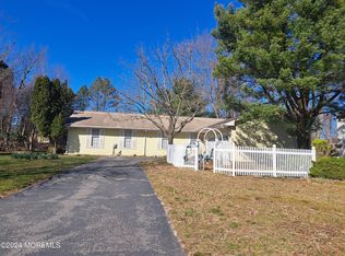 14 David St, Ocean, NJ 07712