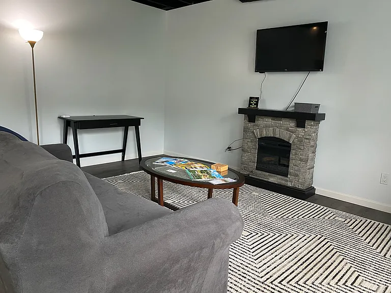406 Lark Ln #1 — Photo 23