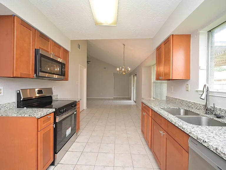 22523 Archibald Blair Ln — Photo 9