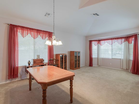 5th image of 23033 S 210th St