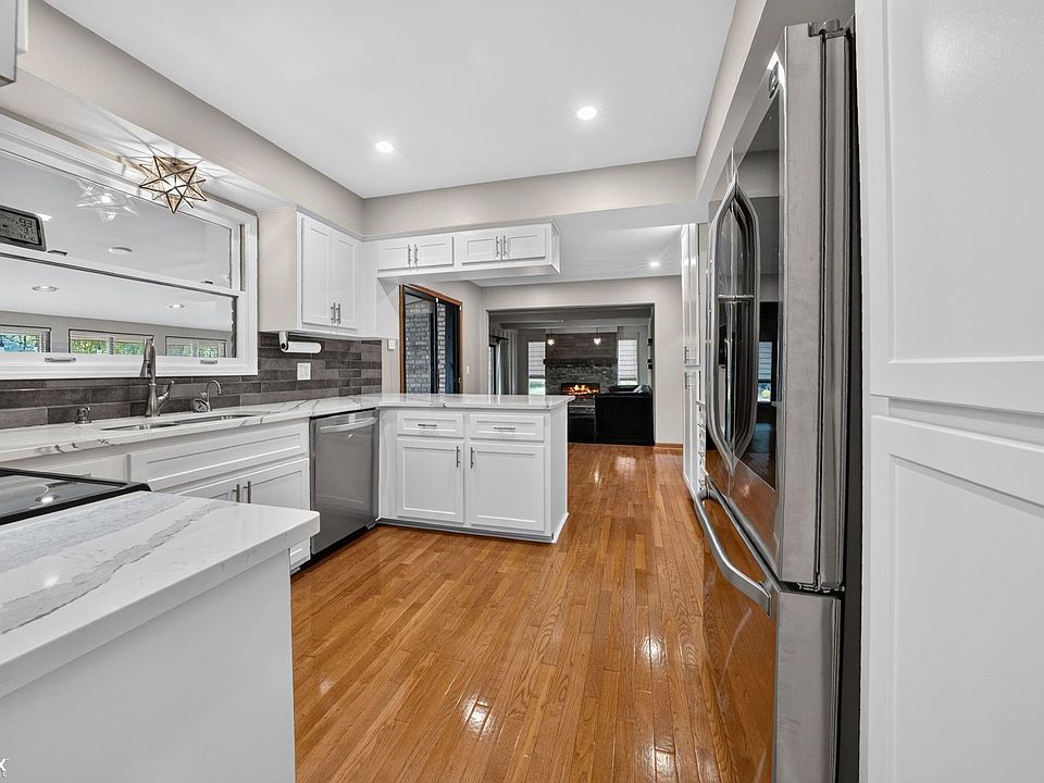 1155 Hickory Hill Dr, photo 19