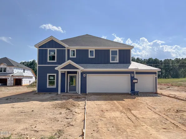 238 Barrow Meadows Dr, Zebulon, NC 27597
