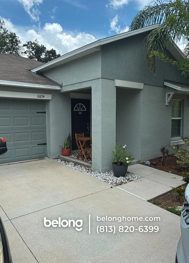 3 bed, 2.0 bath, 1561 sqft, $2,225 — Photo 2