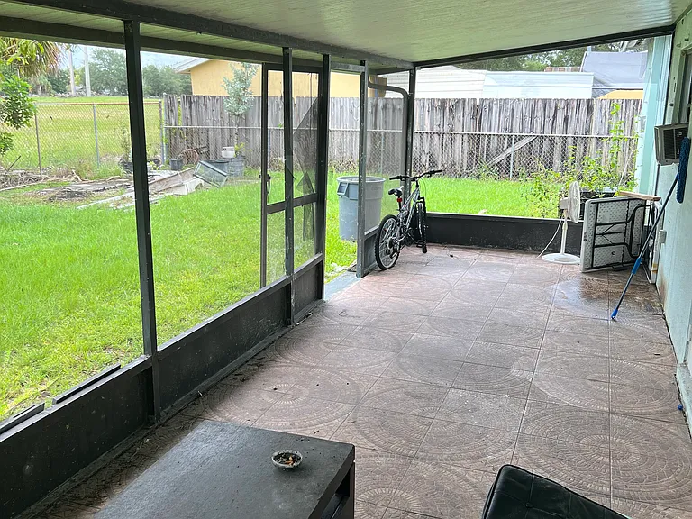 3941 NW 207th Dr #ROOMS TO RENT — Photo 18