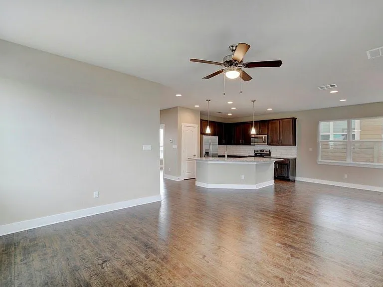 708 Coconut Grv — Photo 5