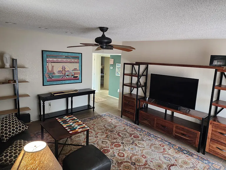 1525 W Via Del Jarrito — Photo 28