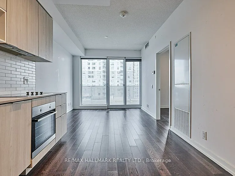 20 Tubman Ave #1108 — Photo 8