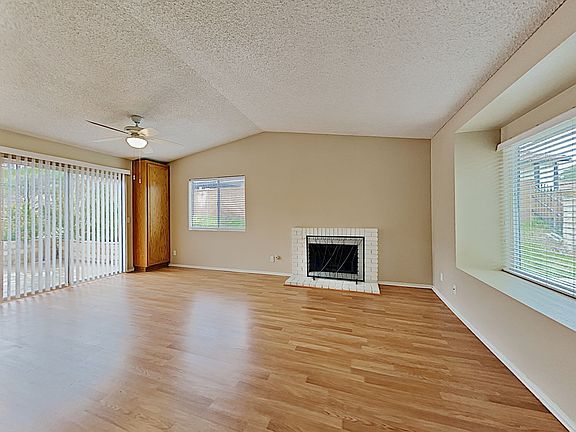 4th image of 21862 Glen View Dr