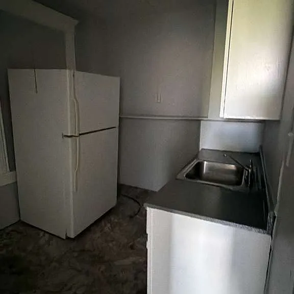 48-50 Mitchell Ave #16 — Photo 1