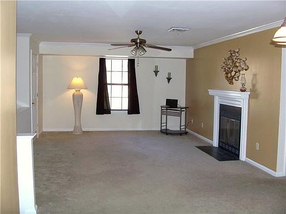 3rd image of 157 Ellington Pl