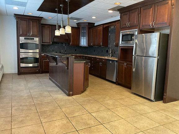 5th image of 6530 Derry St #1A